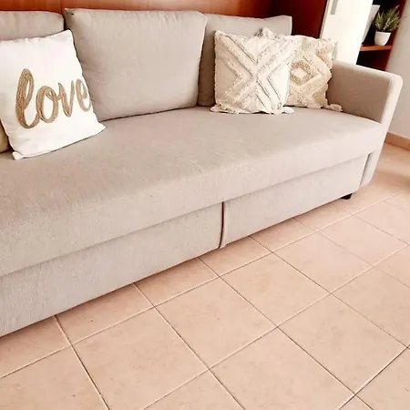 2 Pieces Mentone